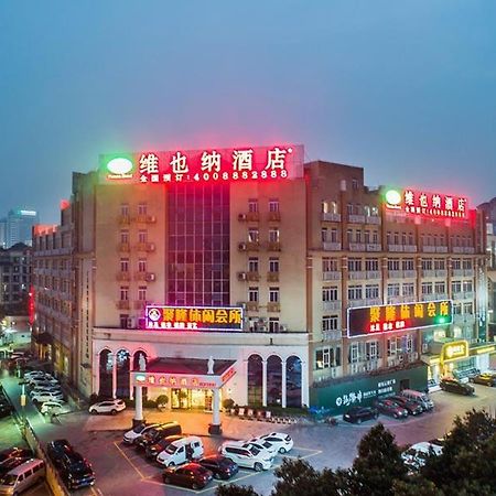Vienna Hotel Shiqiao Metro Station Guangzhou Exteriör bild
